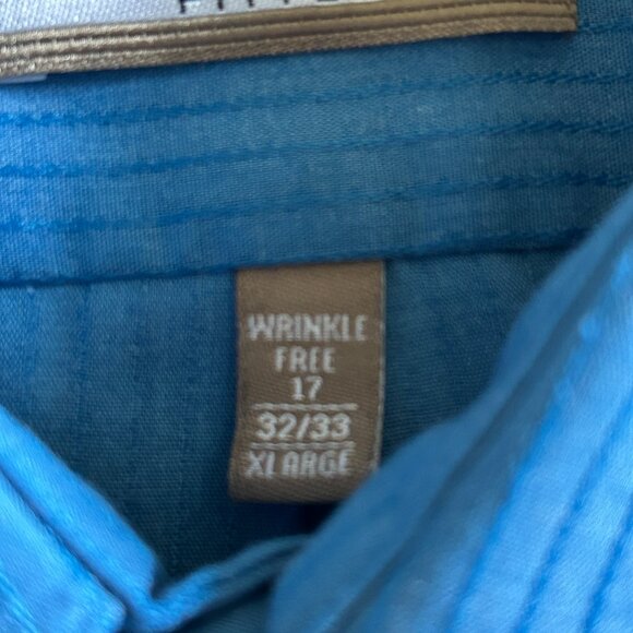 Van Heusen Mens Fitted Satin Stripe 70% Poly 30% Cotton Ocean Blue Dress Shirt - Picture 12 of 13